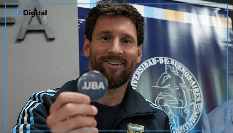 Lionel Messi fue distinguido por la UBA antes de su última función en la Selección