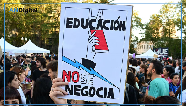 El salario real universitario sigue 22 % por debajo del nivel de noviembre de 2023