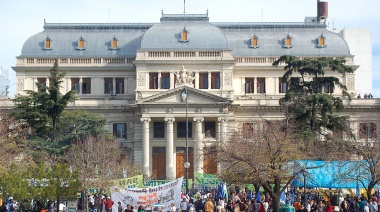 A horas de la jura de sus nuevos integrantes, la Legislatura Bonaerense es un verdadero polvorín
