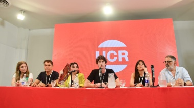DNU: El radicalismo le pide a Milei que envíe una “Ley espejo” al Congreso