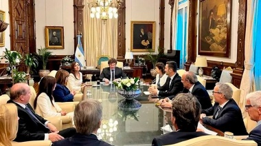 Milei encabeza la primera reunión de Gabinete presidencial del año