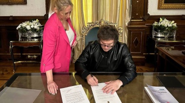 Milei invitó por carta al Papa Francisco a visitar la Argentina