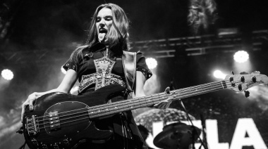 La sorprendente multi-instrumentista que abrirá el show de Slash en Buenos Aires