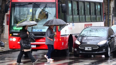 Continúa el nivel de alerta ‘rojo’ por tormentas y vientos en La Plata