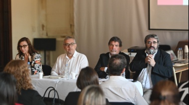 La Provincia lanzó un programa para fortalecer contenidos de educación secundaria