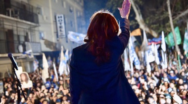 Cristina instó a “repensar estrategia y políticas” en el peronismo