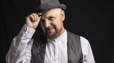 Hoy como ayer: Claudio Pedreira presenta “Sólo un disfraz”