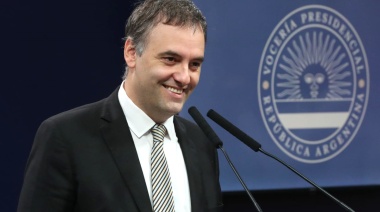 Más ceros para el sueldo de Adorni: le elevan su rango a secretario de Estado