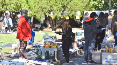 Relevaron puestos en calles y plazas para reconvertir la venta en la vía pública