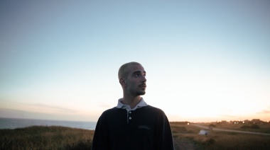 “Le tengo miedo a las alturas”, álbum debut de Santi Muk