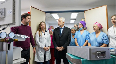 Alak y Kreplak inauguraron obras en un hospital y entregaron equipamiento