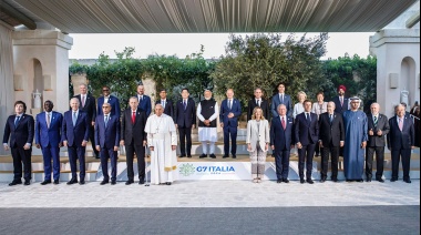 En el G7, Milei mantuvo encuentros con los líderes mundiales y con el Papa