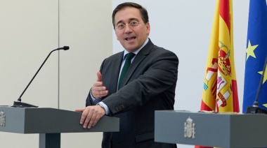 El canciller español aclaró que la visita de Milei a España es “privada”