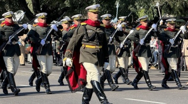 “Para los militares un desfile es muy importante, más que un aumento de salario”