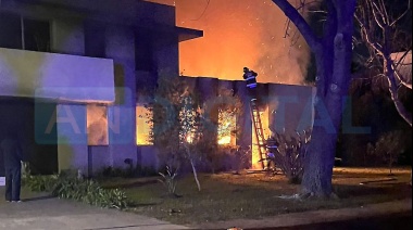 Voraz incendio tuvo un herido y dos gatos muertos en la casa de una fiscal en un country de La Plata