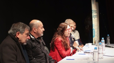 Con YPF como eje, se llevó a cabo el debate “en defensa de las empresas públicas”