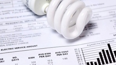 Agosto llega con otro sacudón al bolsillo: Aumentan la luz, el gas y los combustibles