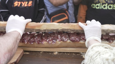La Provincia acompañó otra masiva edición de la Fiesta del Salame Quintero en Mercedes