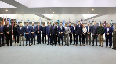 Gobernadores reclaman a Milei financiación de obras y mayor equidad en la coparticipación
