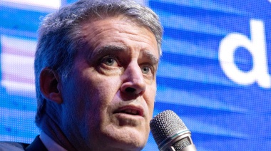 Prat-Gay lapidó a Milei: “La casta eran los viejos meados”