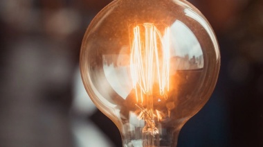 Buscan garantizar el suministro eléctrico a los sectores más vulnerables de la Provincia