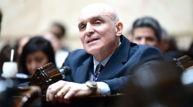 Espert arremetió contra el Papa: “Ignorante supino”
