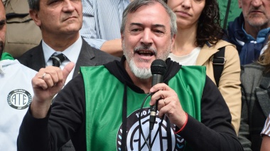 Aguiar apuntó contra los gremios que “quieren poner en pausa la lucha”