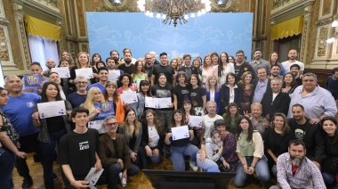 Kicillof otorgó financiamiento a proyectos de la cultura comunitaria