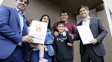 Nueva entrega de viviendas en Castelli: “Respuestas concretas a las necesidades de la gente”