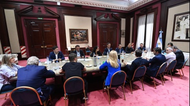 Contra la obra pública cero de Milei, Kicillof activó el consorcio de la Autopista Presidente Perón