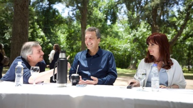 “Los responsables del desastre”: Randazzo estalló con la foto de Cristina, Massa y Máximo