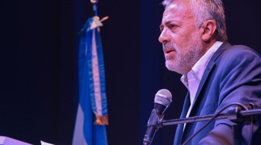 Cornejo habló de los “dos radicalismos” y ratificó su apoyo a Milei
