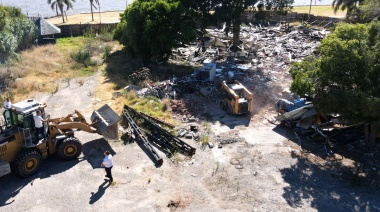 Operativo de limpieza de la costa de Martínez tras trunca construcción de barrio privado