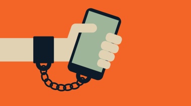 Se viene la “Generación Aislamiento”: los argentinos pasan seis horas al día frente al celular