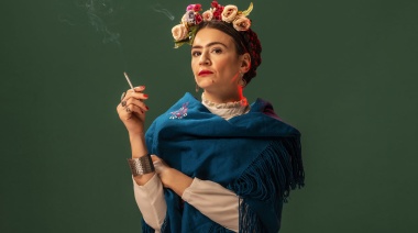 Laura Azcurra llega a Buenos Aires con el aclamado unipersonal internacional “Frida viva la vida”