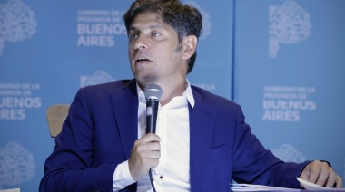 “Tipo de cambio planchado y  bajos salarios”: Kicillof condenó el plan económico de Milei