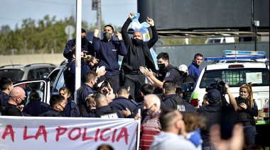 ¿Otra rebelión policial contra Kicillof?: Protesta salarial, sirenazo y más de 20 efectivos desafectados