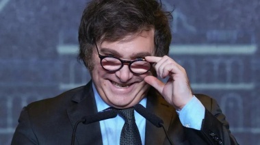 Incontinente,  Milei cargó contra “periodistas marionetas operadores y sus titiriteros”