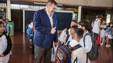 Montenegro destacó la labor de las familias para que los chicos puedan ir a clases