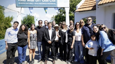 Desde la Isla Martín García, Kicillof llamó a “defender y cuidar la soberanía”