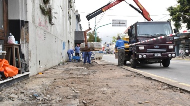 Renovación de veredas en la principal arteria berissense
