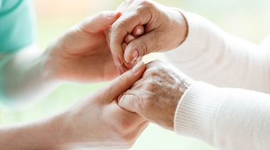 Recomendaciones para acompañar a una persona que sufre Parkinson