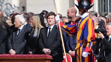 Tras volver de Roma de despedir al “maligno”, Milei pidió más “odio” hacia el periodismo