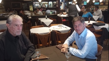 Sugestiva foto entre Kicillof y el histórico dirigente radical Federico Storani
