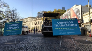 La Plata: comenzó la pavimentación en perímetros de plazas Italia y Rocha