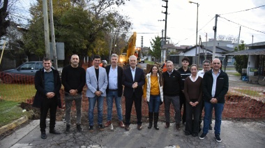 Villa Elisa: Comenzaron las obras de asfalto, iluminación y mejoras en escuelas