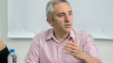 Larroque afirmó que “el peronismo tiene que volver a mirar a la gente”