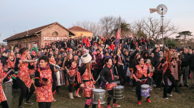 Carlos Keen recibe una nueva Fiesta del Sol