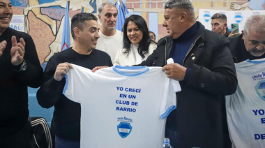 Tapia participó de un masivo encuentro en Yupanqui: “Los clubes no se venden, se defienden”