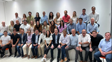 El PRO ratificó la alianza electoral con los libertarios y se pinta de violeta en PBA
